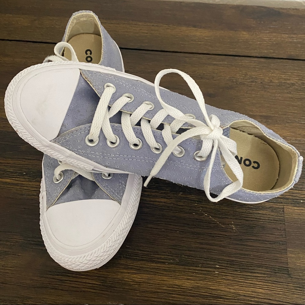 Women’s light blue Converse shoes. Size 8